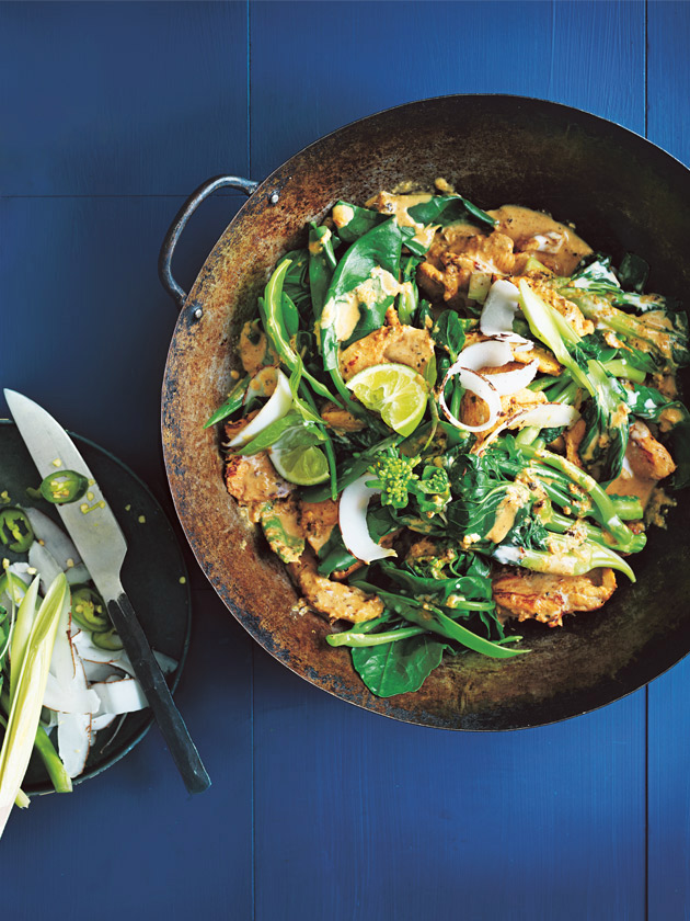 EASY WEEKNIGHTS LEMONGRASS COCONUT CHICKEN STIR-FRY