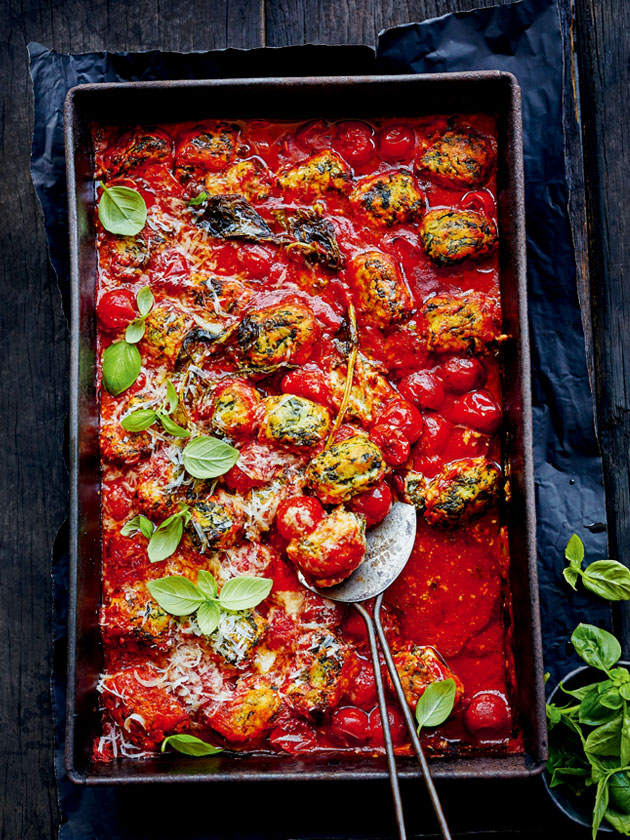 EASY WEEKNIGHTS OVEN BAKED KALE GNOCCHI WITH BALSAMIC TOMATOES
