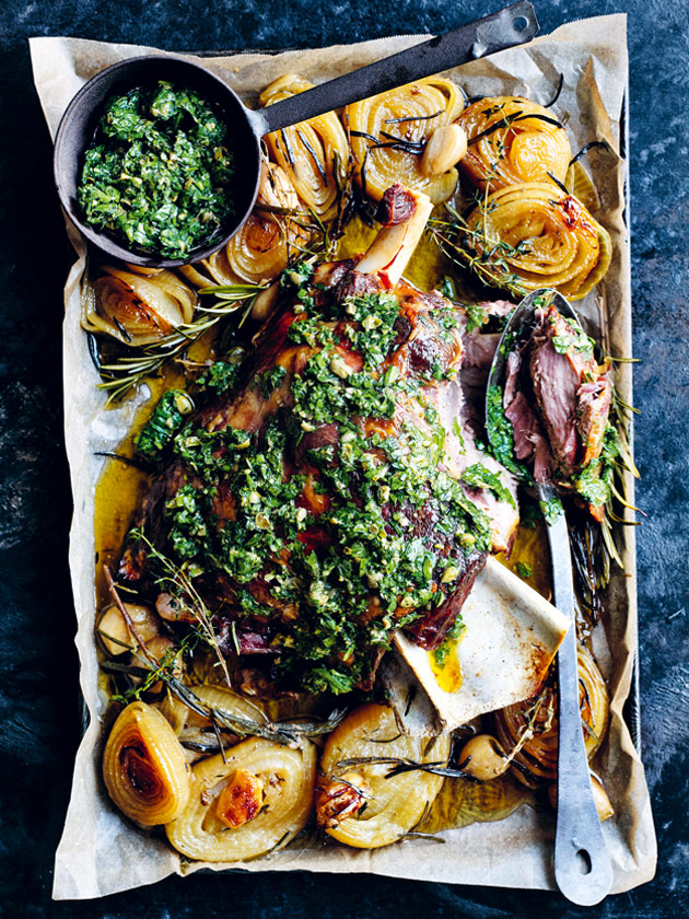 EASY ENTERTAINING SLOW-COOKED GARLIC AND ONION LAMB WITH SALSA VERDE