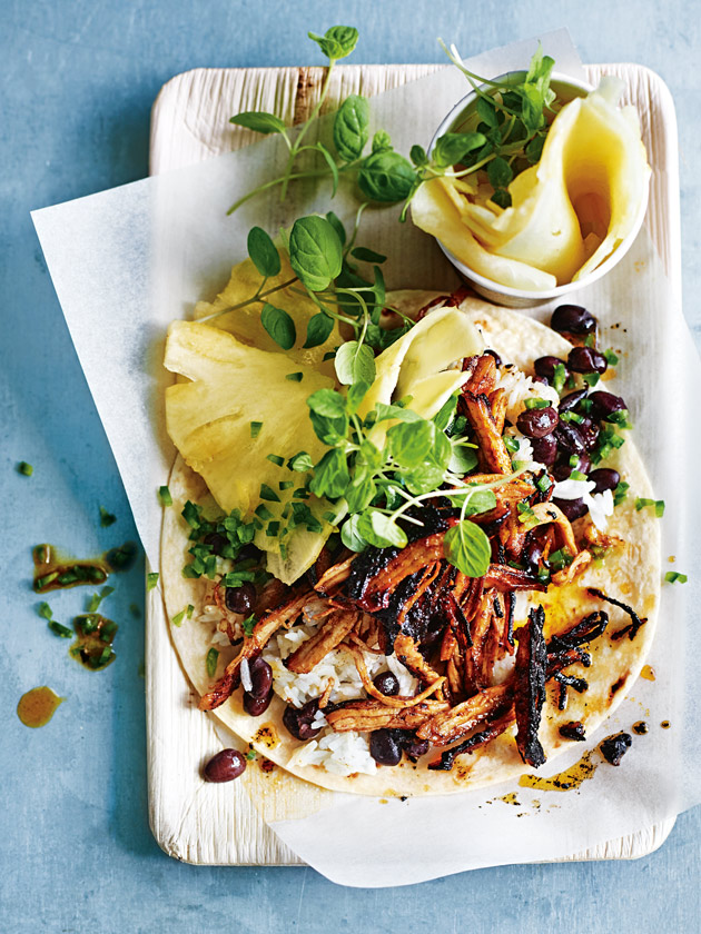 ENTERTAINING  SPICY JERK CHICKEN AND PICKLED PINEAPPLE TACOS