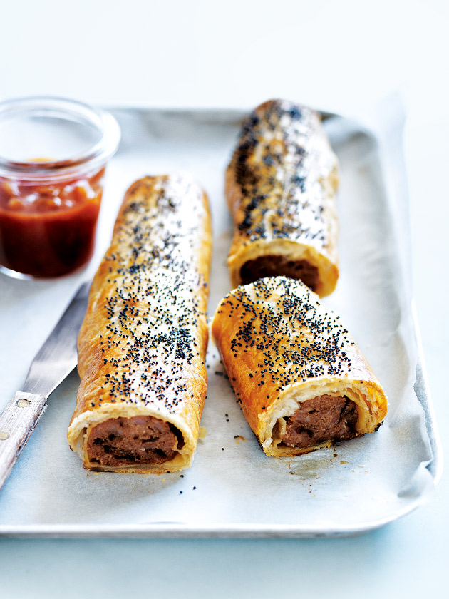 CROWD PLEASER BEEF AND CARAMELISED ONION SAUSAGE ROLLS