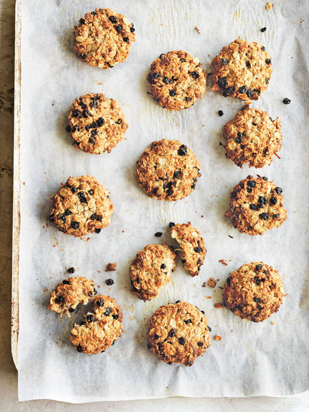 LUNCH BOX FAVOURITE BREAKFAST COOKIES