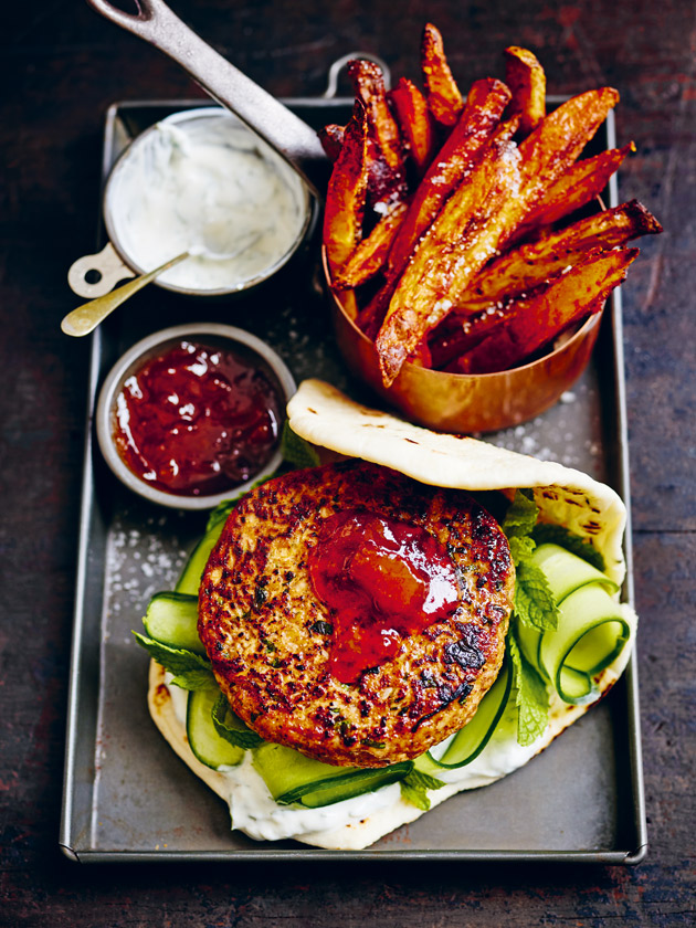 BURGER NIGHT BUTTER CHICKEN BURGER
