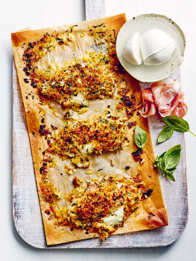 EASY WEEKNIGHTS CHICKEN PARMA SCHNITZEL