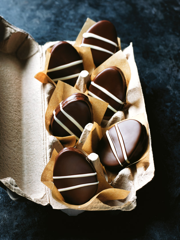 SWEET TREAT CHOC CARAMEL EASTER COOKIES