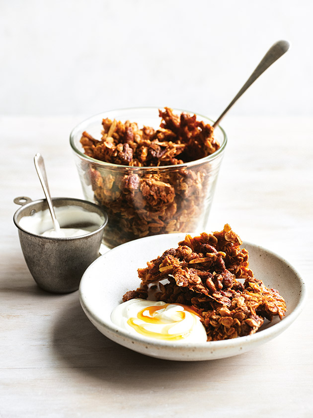 MAKE AHEAD GINGERBREAD GRANOLA