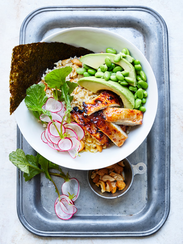 EASY WEEKNIGHTS MISO GRILLED CHICKEN RICE BOWL