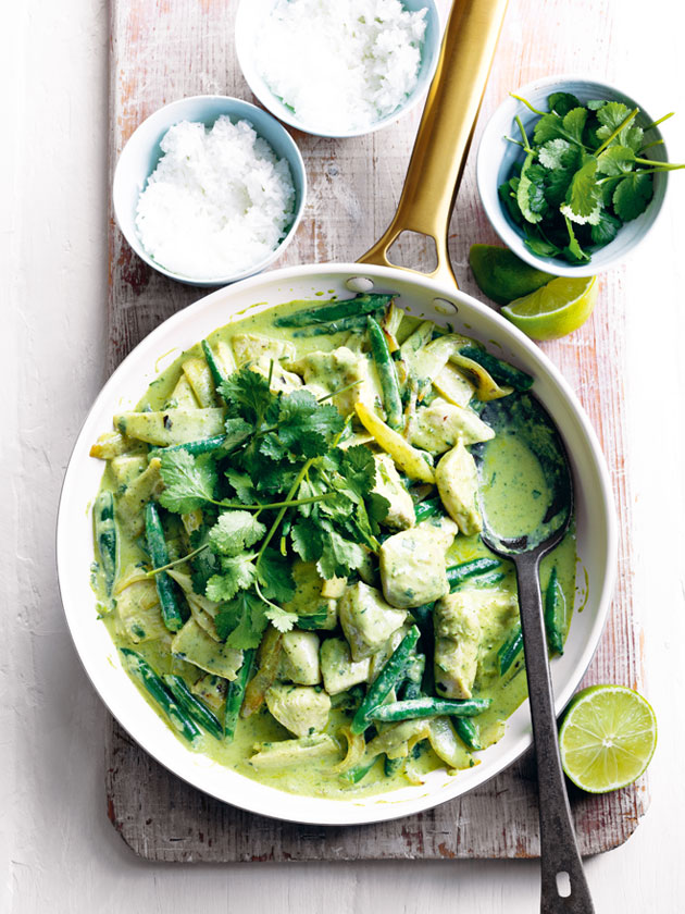 EASY WEEKNIGHTS QUICK GREEN CHICKEN CURRY