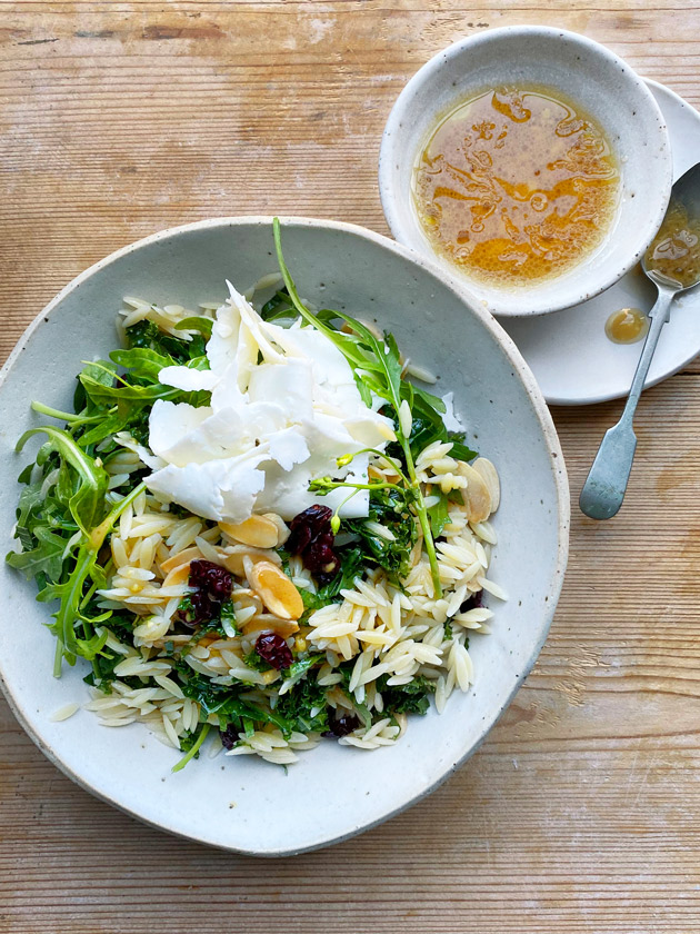 EASY WEEKNIGHTS  RISONI SALAD WITH KALE AND ALMONDS
