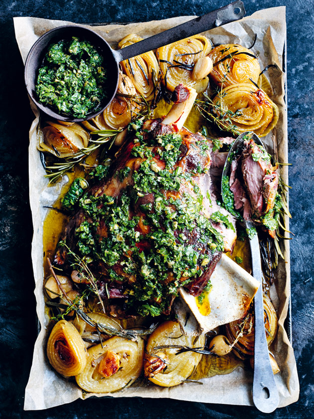 CROWD PLEASER SLOW-COOKED GARLIC AND ONION LAMB WITH SALSA VERDE