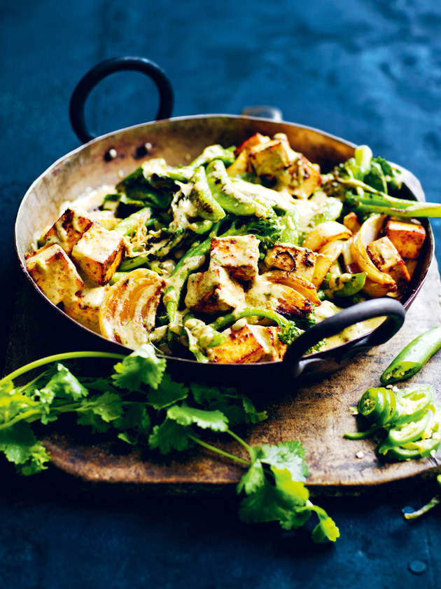 EASY WEEKNIGHTS STIR-FRIED GREEN CURRY OF GREENS