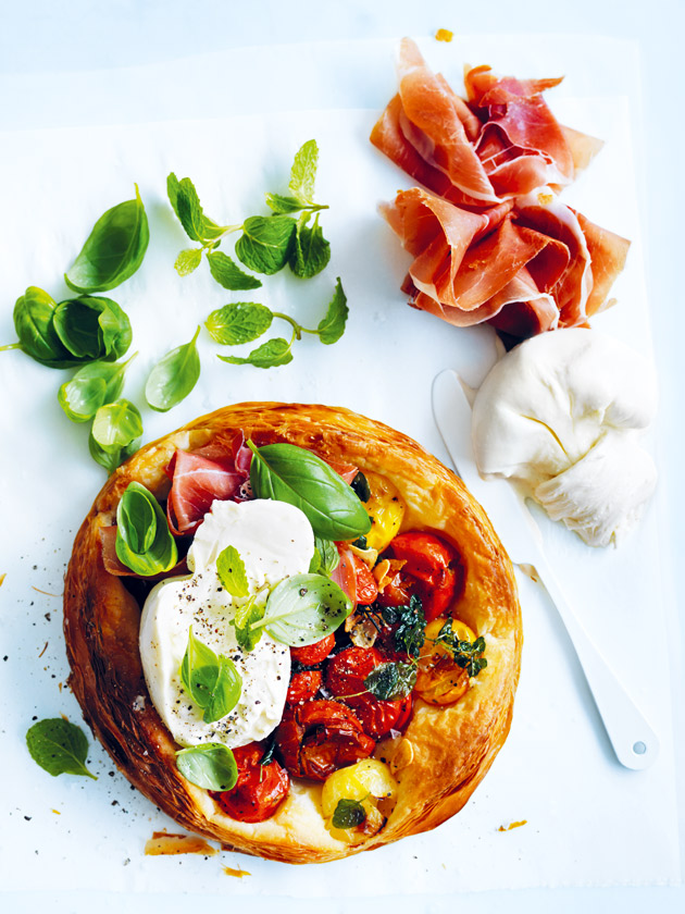 EASY WEEKNIGHTS TOMATO TARTS WITH BURRATA AND PROSCIUTTO