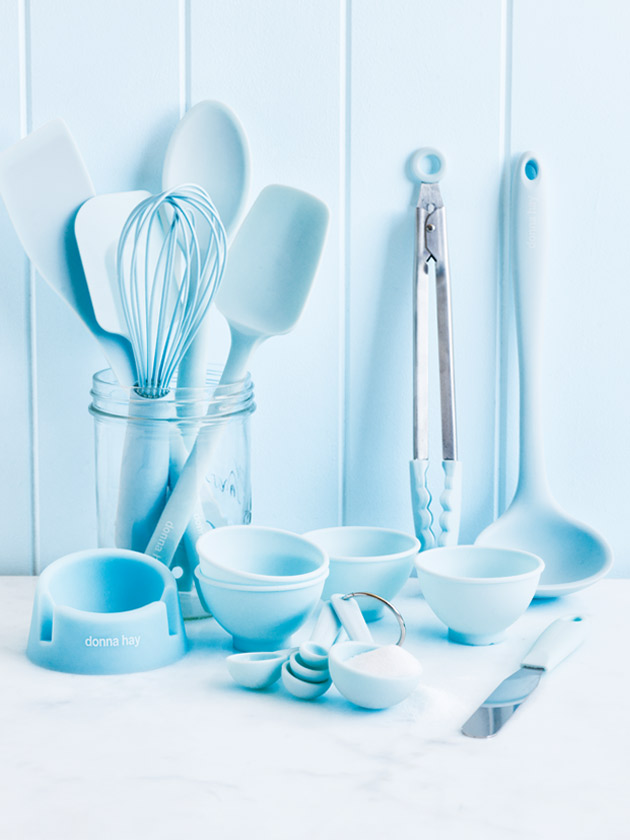 BAKING ESSENTIALS  THE ULTIMATE SILICONE KIT