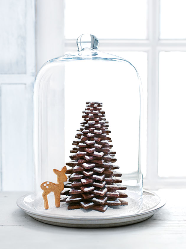 Chocolate cookie christmas tree