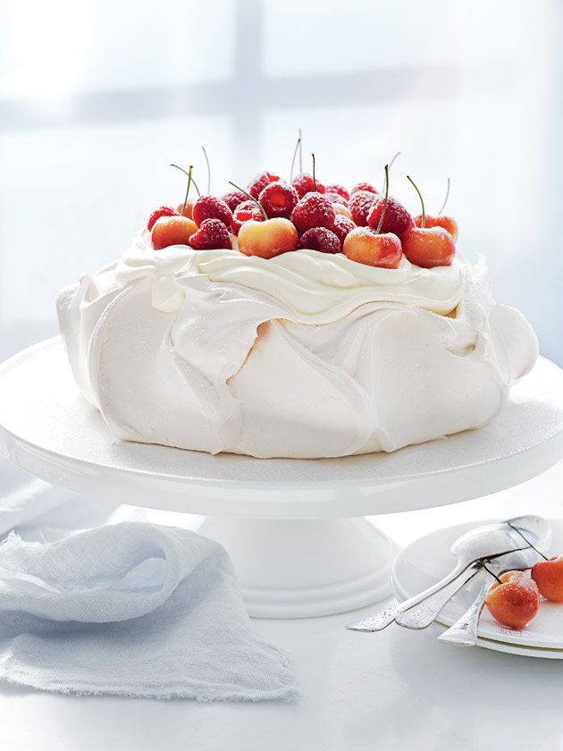 Classic Pavlova | Donna Hay