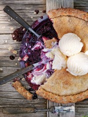 blackberry and elderflower pie  Chocolate-Caramel Gash Blackberry and elderflower pie