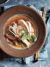 japanese chicken and mushroom soba noodle soup