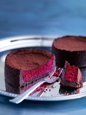 red velvet cheesecakes