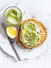 avocado hummus with dukkah and toasted flatbreads