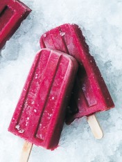 beetroot, cashew and orange smoothie popsicles