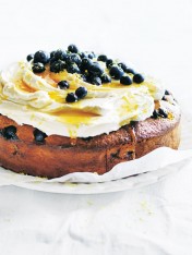 blueberry and lemon cake with yoghurt icing