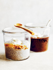 chia pudding pots