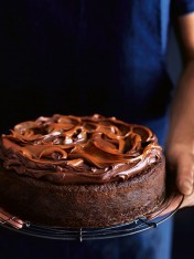 chocolate and maple banana cake  Traditional Chocolate Cake With Chocolate Buttercream chocolate and maple banana cake