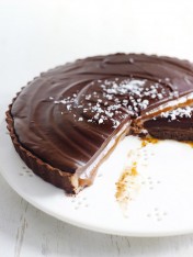 chocolate salted caramel tart
