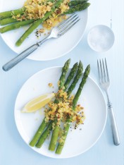 grilled asparagus with chilli and lemon breadcrumbs
