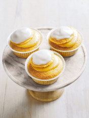 lemon yoghurt cupcakes