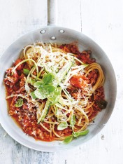 lentil, beef and zucchini spelt pasta