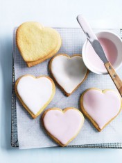 love-heart cookies