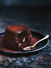 molten chocolate puddings  Traditional Chocolate Cake With Chocolate Buttercream molten chocolate puddings