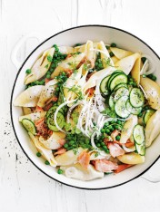 pea and pasta salad with smoked salmon and crème fraiche