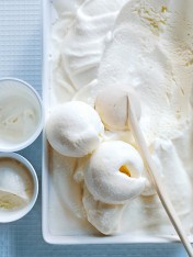 ricotta and buttermilk ice-cream