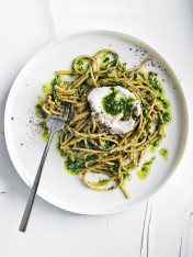 wholewheat spaghetti with cavolo nero pesto and goat’s curd  Pepper Steak With Chives wholewheat spaghetti with cavolo nero