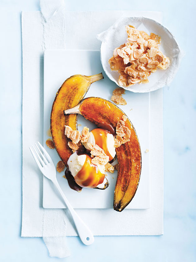 Caramelised Banana Split | Donna Hay