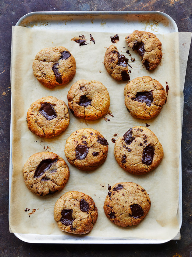 Choc-chunk tahini cookies