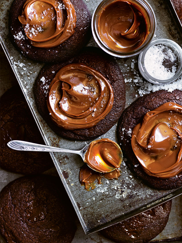 chocolate salted caramel cookies