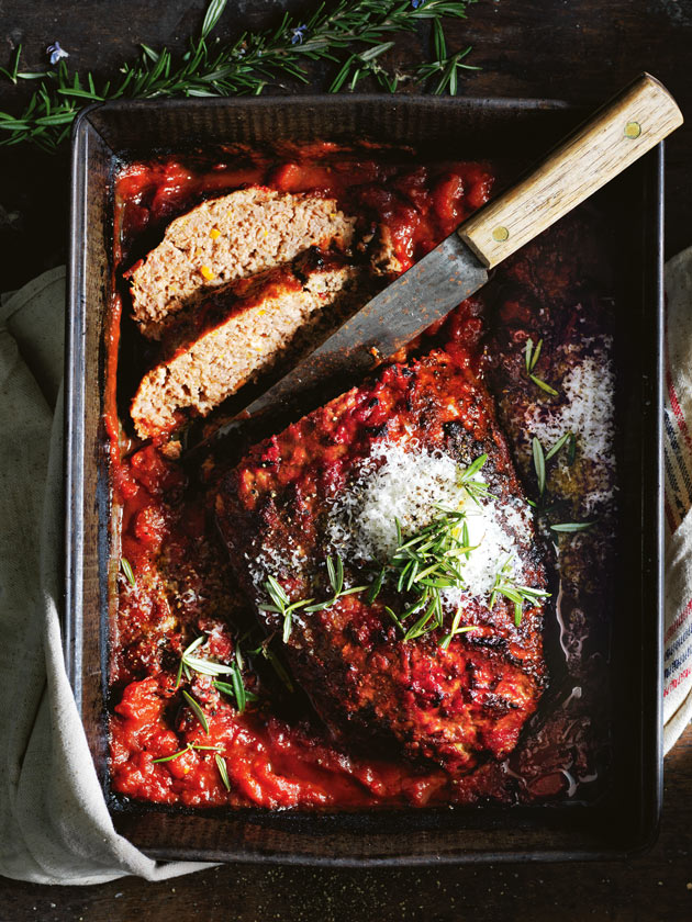 Classic Tomato Baked Meatloaf | Donna Hay