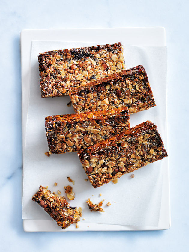 Coconut Oat And Chia Muesli Bars