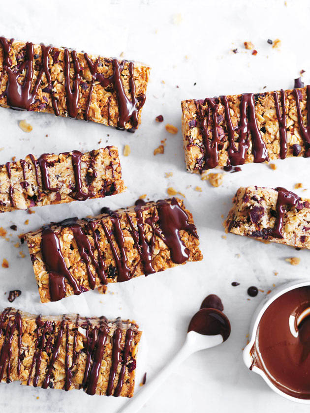 No Bake Chocolate Muesli Bars 