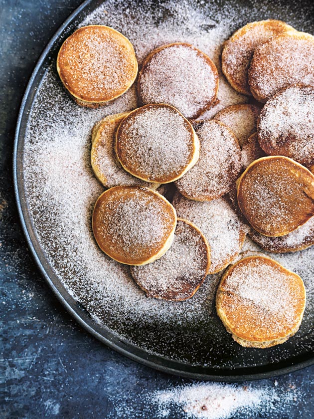 Mini Pancakes In Cinnamon Sugar | Donna Hay