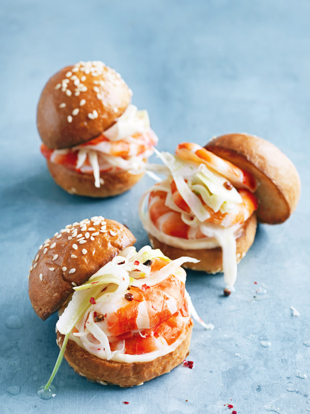 https://cdn.donnahaycdn.com.au/images/content-images/prawn_pickled_fennel_and_pink_peppercorn_mini_burgers.jpg