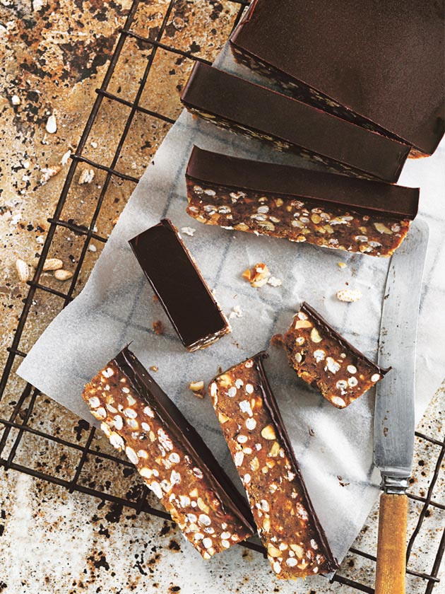 raw caramel peanut crunch bars