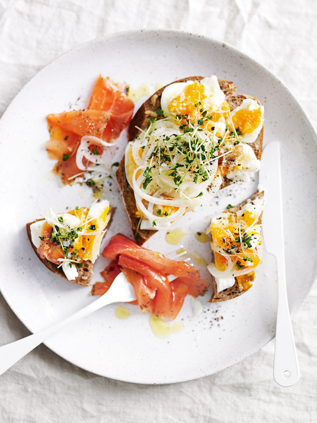 Smashed Egg Gravlax And Pickled Onion On Rye Bread | Donna Hay