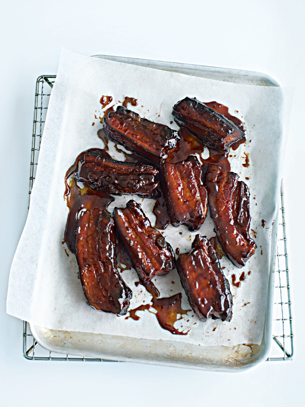 Sticky Pork Spare Ribs | Donna Hay