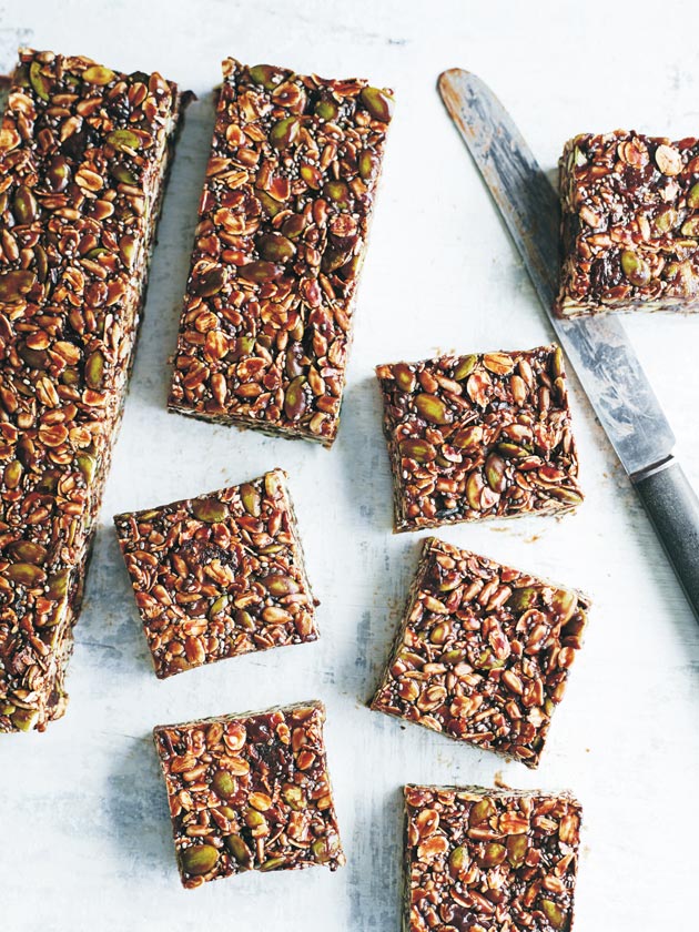 Coconut Oat And Chia Muesli Bars