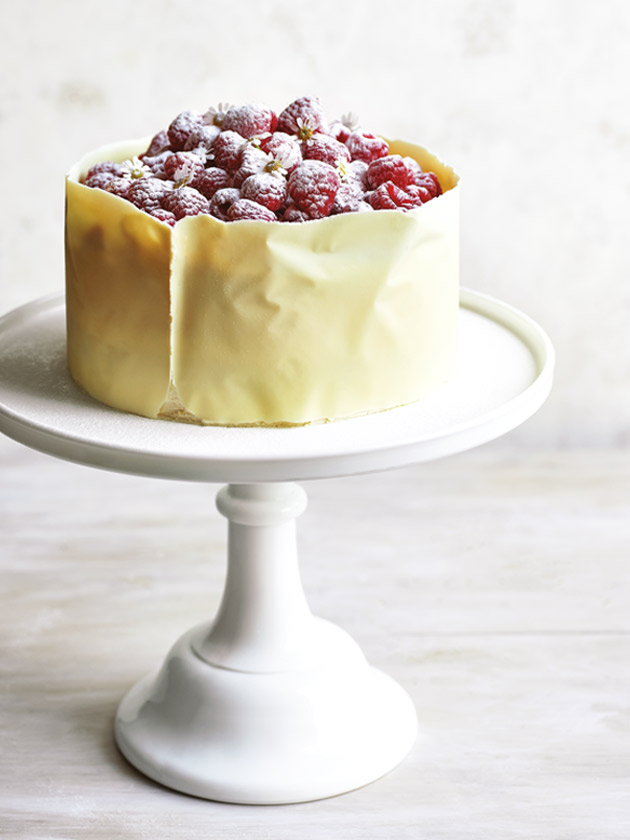 Vanilla Sponge Cake With Cream And Passionfruit | Donna Hay