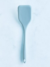 Silicone turner new shape - pale blue